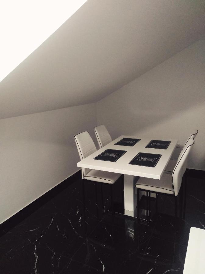 Sunshine Apartments Karlobag Εξωτερικό φωτογραφία